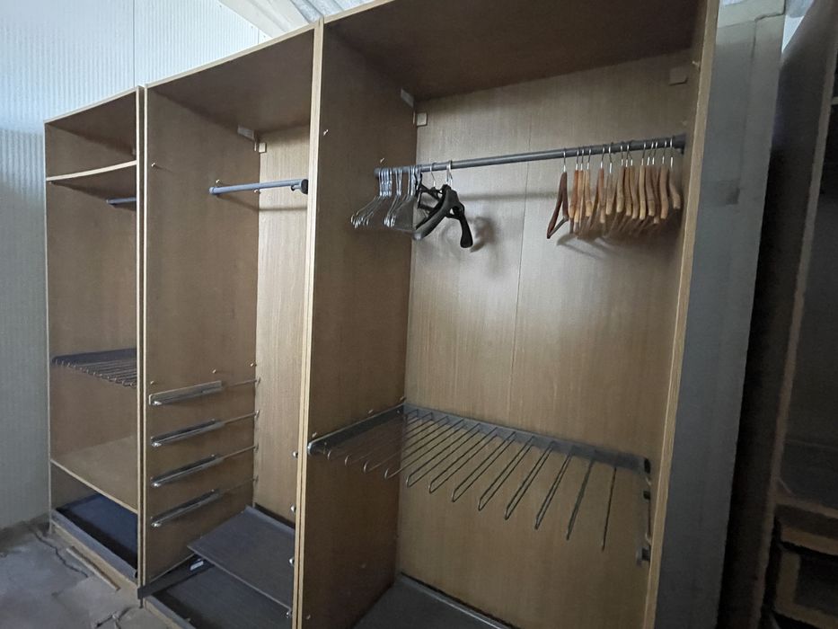Roupeiros pax ikea
