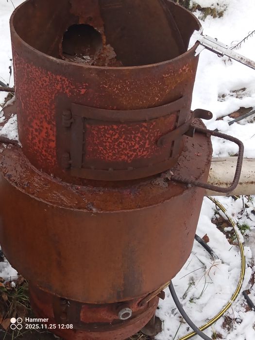 Sprzedam piec z grubej blachy z nadmuchem do garażu