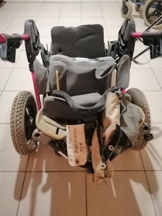 Продаю инвалидные детские коляски.