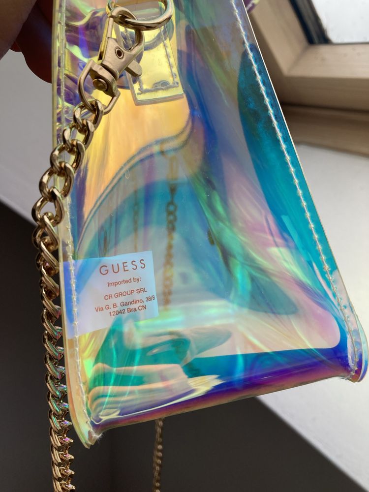 Torebka GUESS holograficzna na ramie do reki