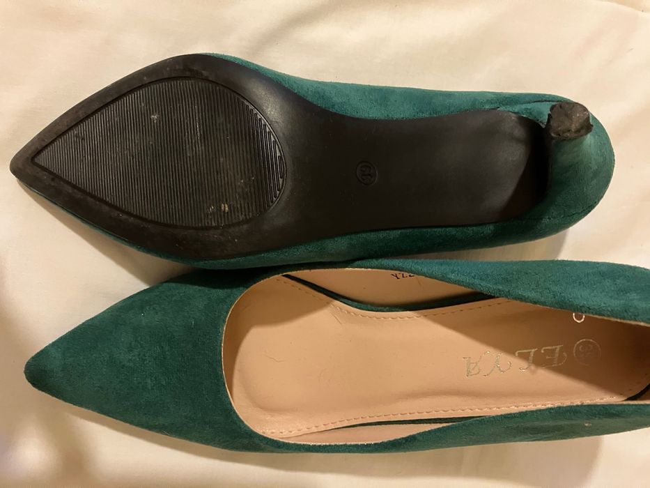 NOVOS - tamanho 38-39