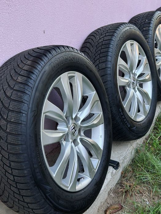 Диски та шини r18 / Kia Honda / Bridgestone зима / 5/114.3 225/60
