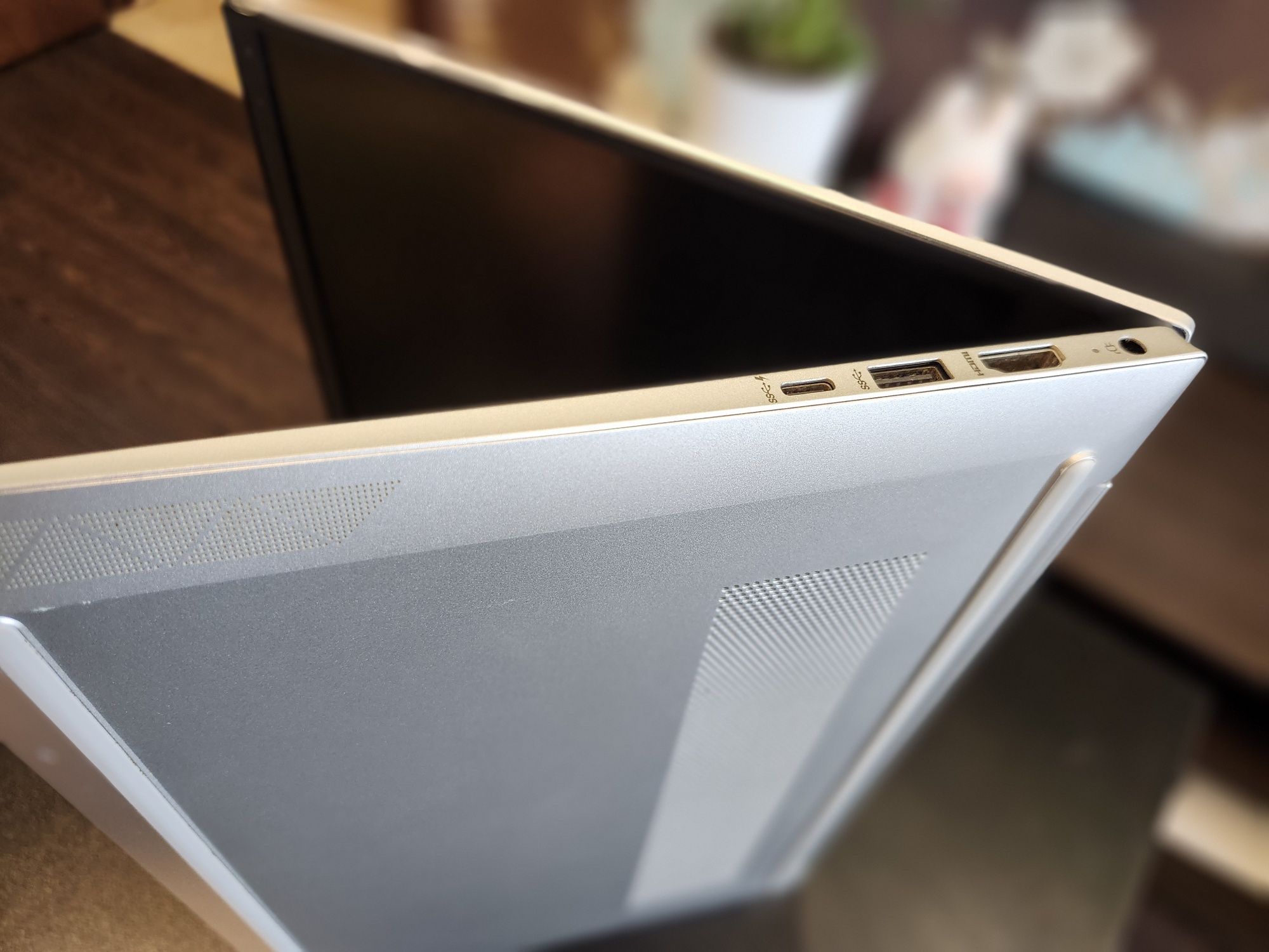 Ноутбук HP Pavilion 14
