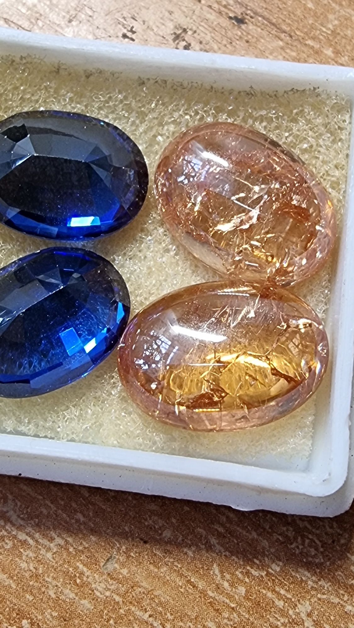 Kamień minerały kolekcja Borneo