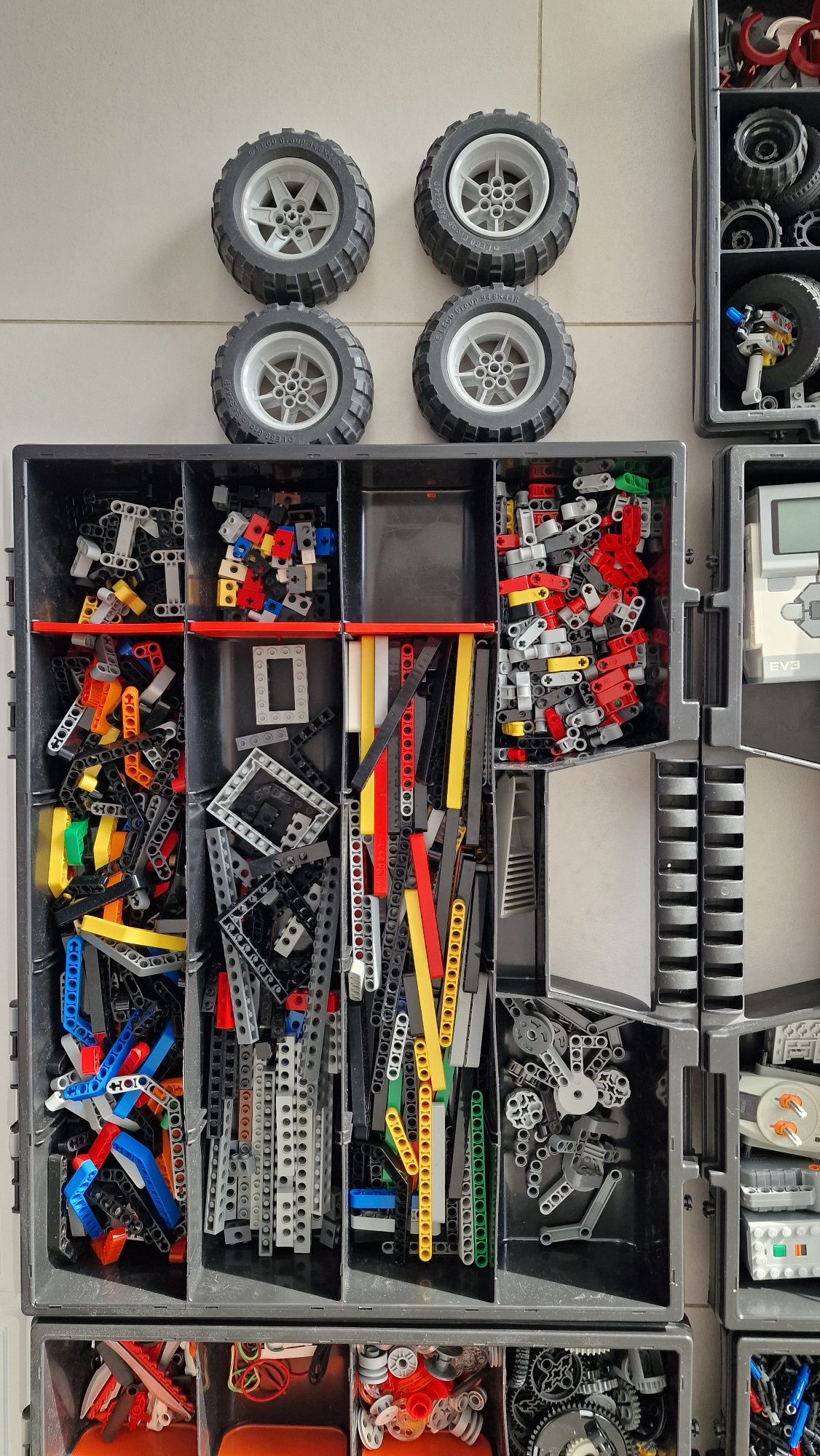 Lego technics  + lego mindstprms ev3