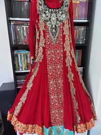 Suknia indyjska ślubna