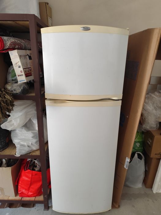 Холодильник Whirlpool WBM 378