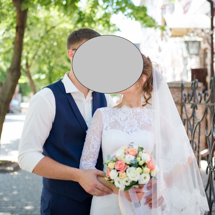 Продам свадебное платье кружевное