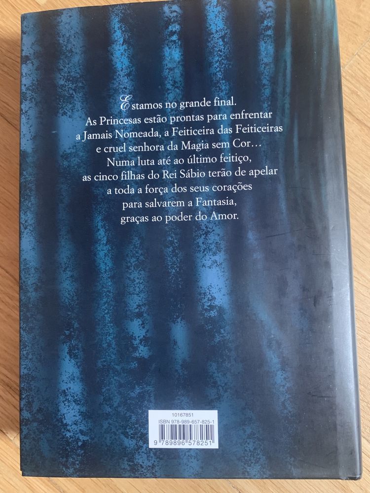 Livro da Tea Stilton.