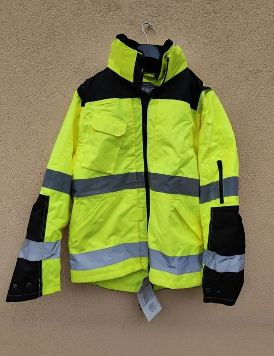 Odblaskowa zimowa przeciwdeszczowa kurtka portwest L Ryanair lotnisko