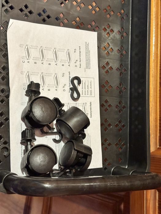 Біла та чорна полиця на коліщатках, органайзер на 4 та 5 полиць