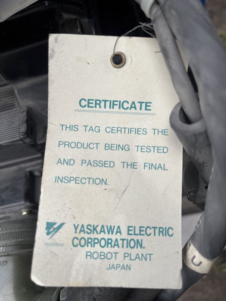 Kompletny robot Yaskawa Motoman UPT 130 T z szafą sterującą