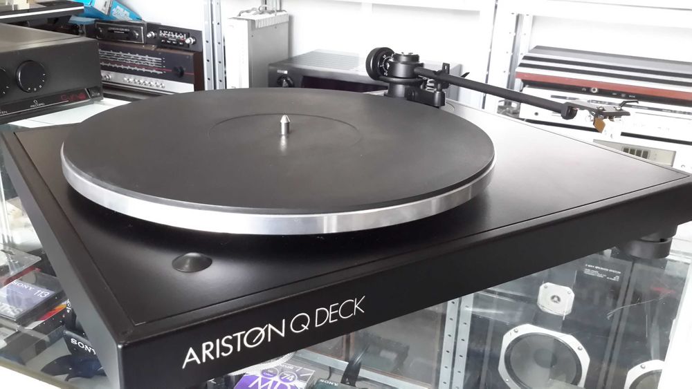 Ariston Q deck, Turntable.