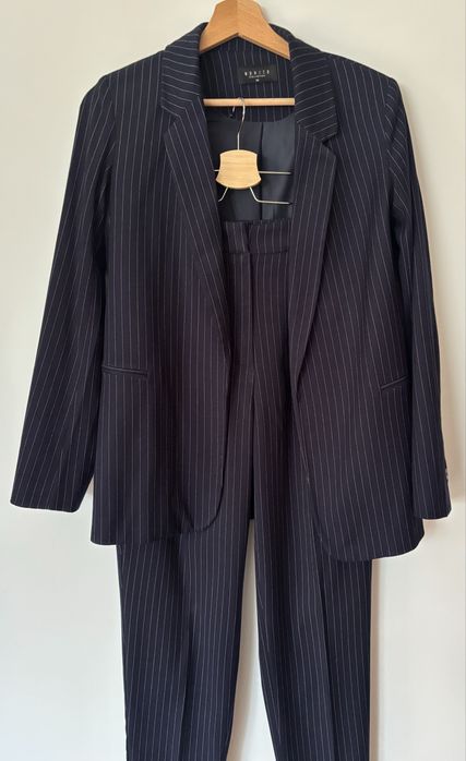 Garnitur damski Mohito XS/34 granatowy paski