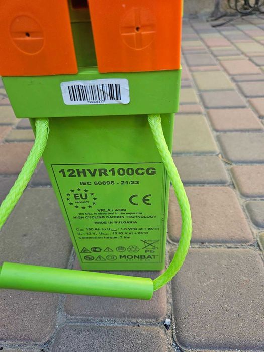 Гелевые аккумуляторы Monbat Carbon 100Ah