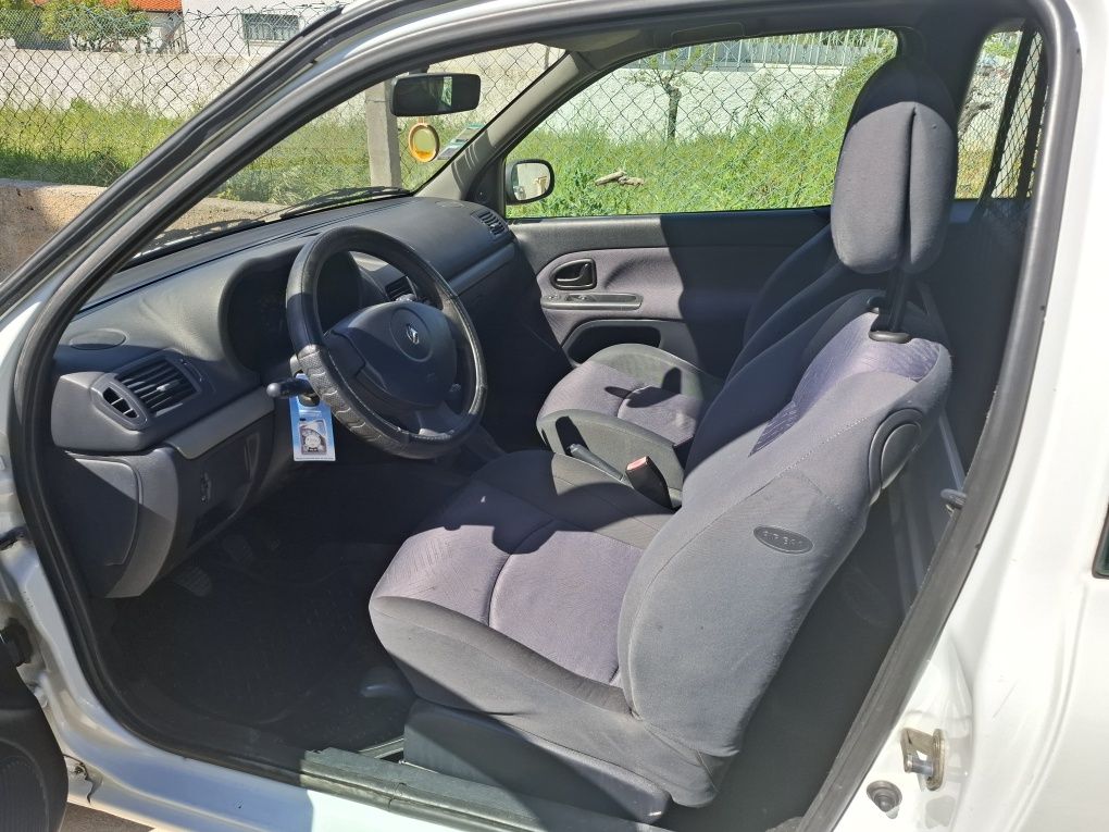 Renault Clio 2 [2005]