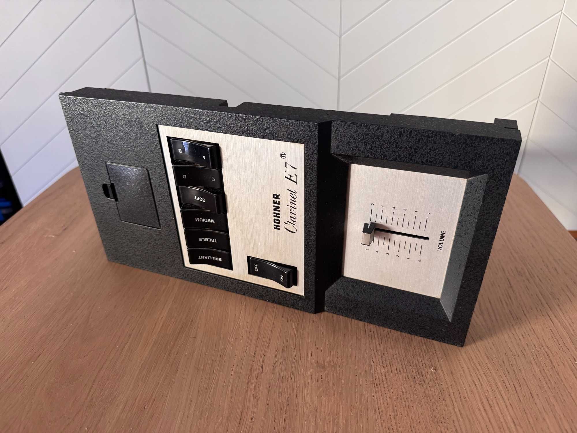 Pré-amplificador funcional Clavinet E7 (1979) – com kit Vintage Vibe
