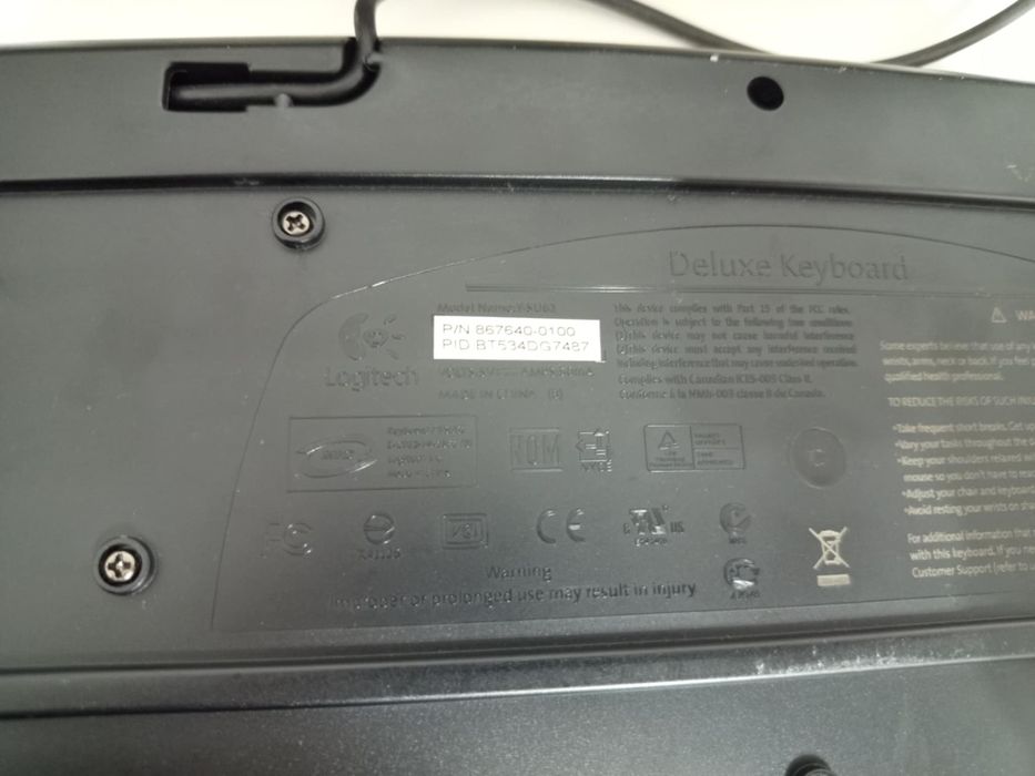 Komputer HP RP5800, Monitor LG 22 cale i klawiatura