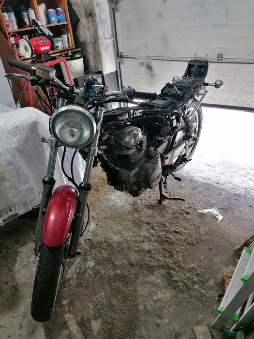 Honda CB 250 N para peças. Motor  às peças