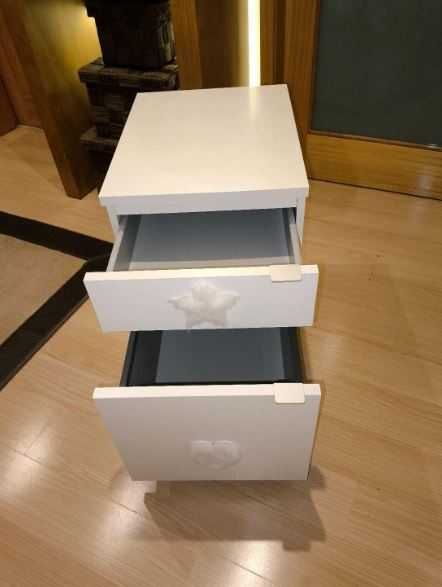 Móvel Branco com Gavetas 40x51x63, Muito Versátil e Moderna