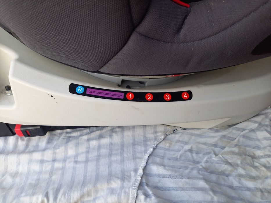 Fotelik obrotowy 360