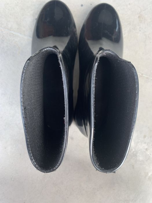 Короткі гумові чобітки