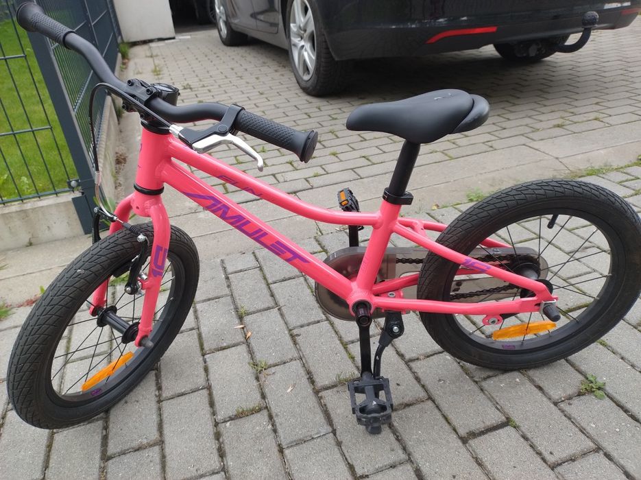 Amulet Fun 16", Lekki (8kg) rower dziecięcy