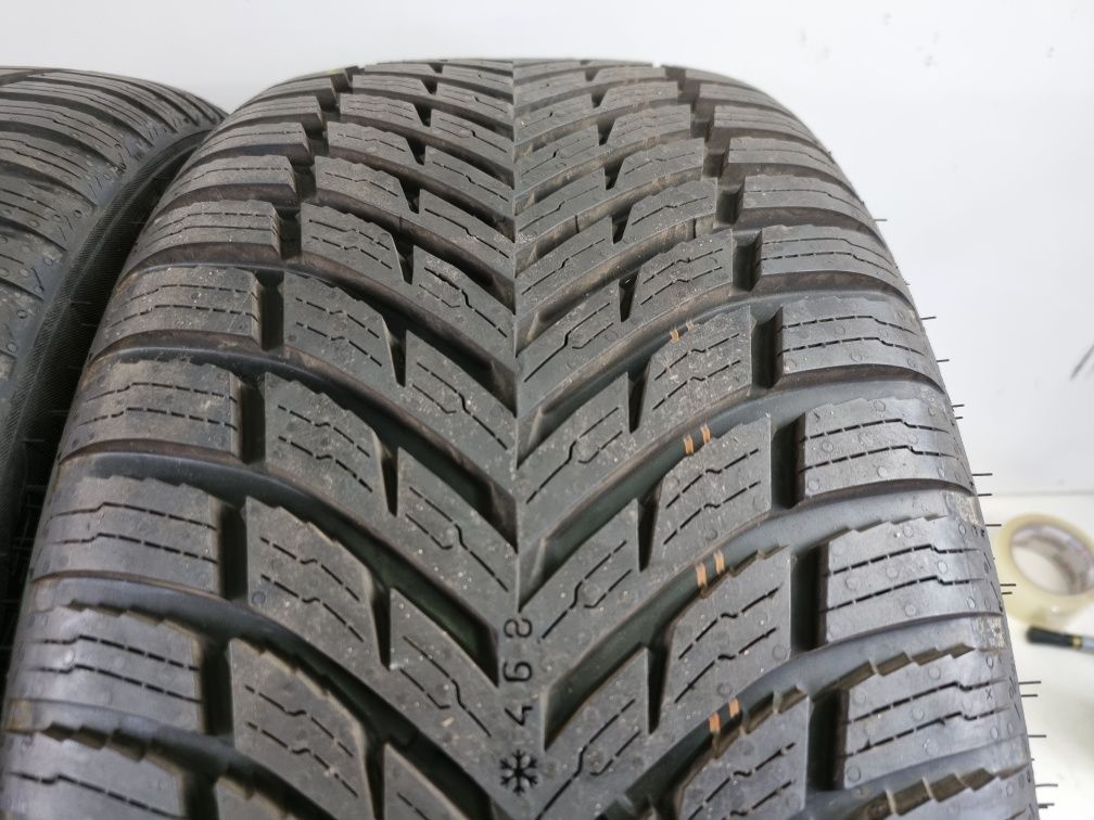 Bardzo ładne opony całoroczne 225/40R18 Nokian Dot.2022  op.365