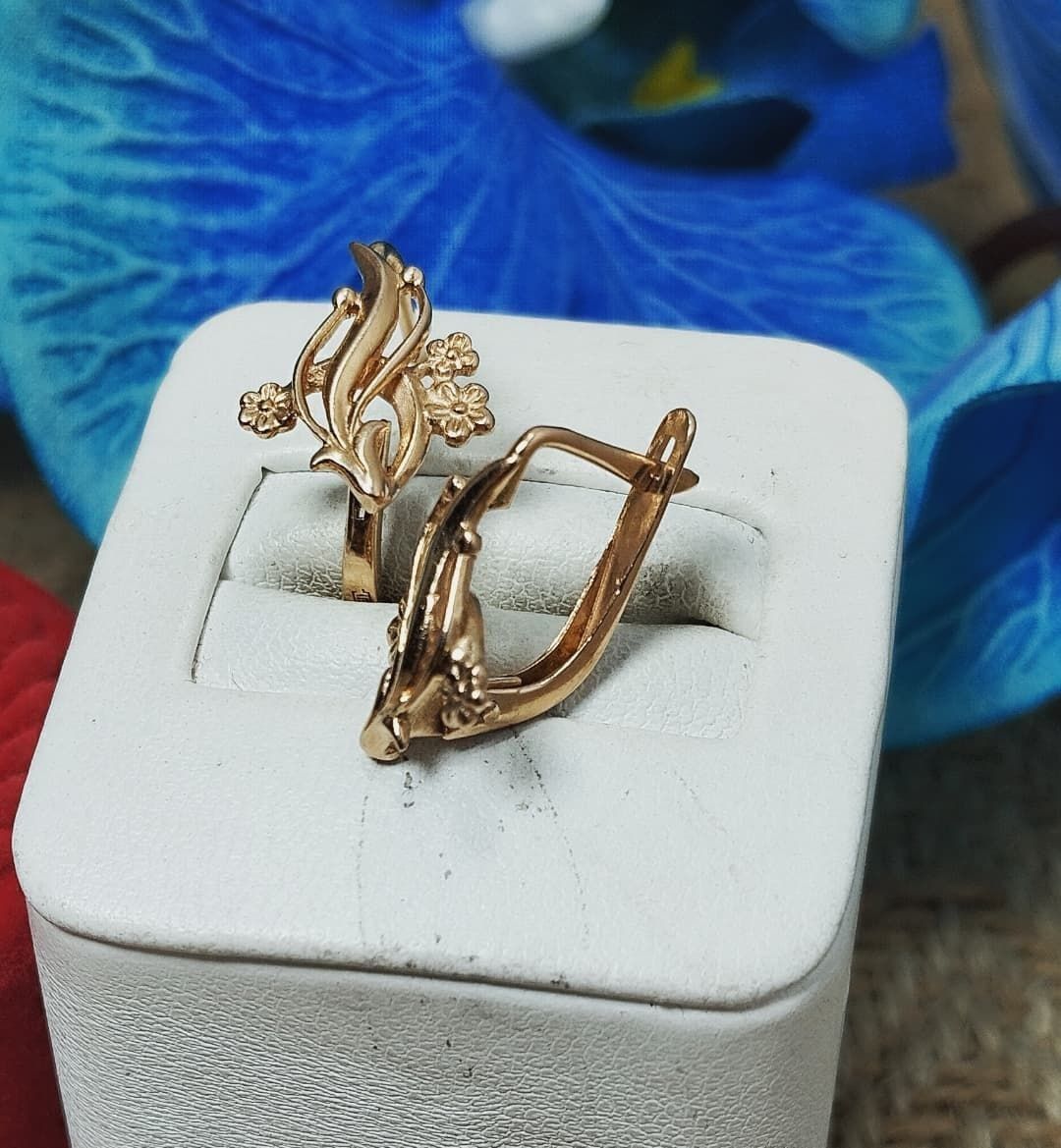 Серьги золото проба 583 вес 3,2