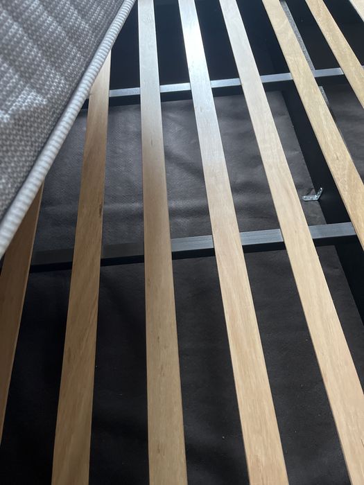 Cama com cabeceira Camel