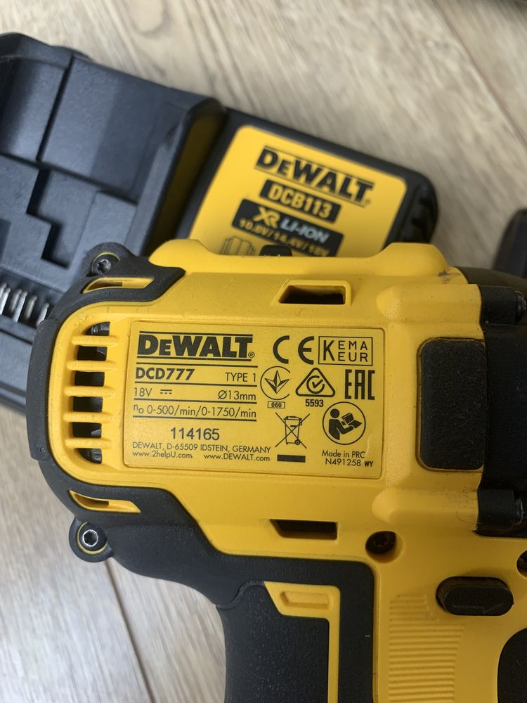 Акумуляторний безщітковий шурупокрут DeWALT DCD777L2T