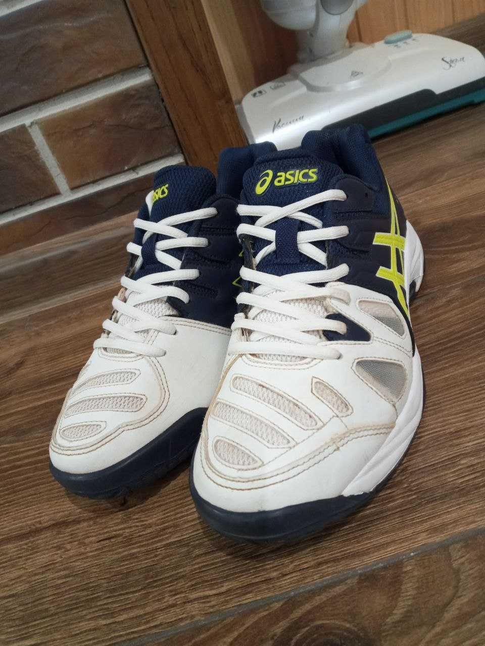 Продам женские кроссовки для бега Asics Gel Game 5 GS. 39.5 размер