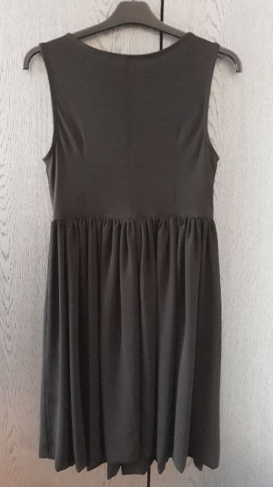 Czarna elegancka sukienka