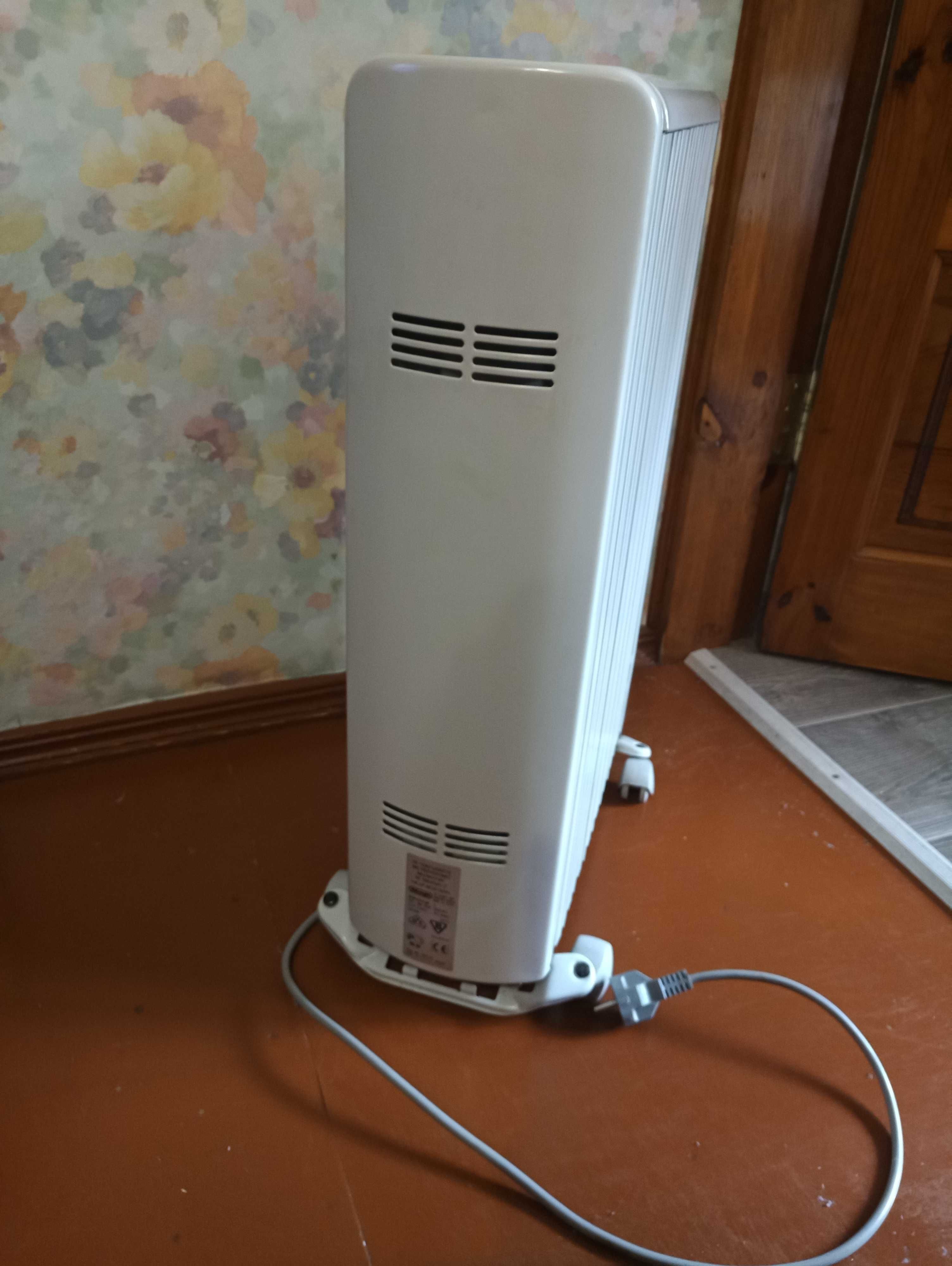 DeLonghi масляный обогреватель (Италия)
