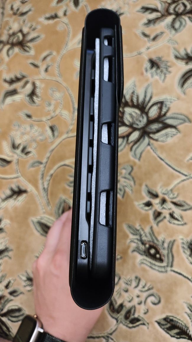Чохол-клавіатура на Lenovo Tab M10 Plus 3rd TB-128 10,6"