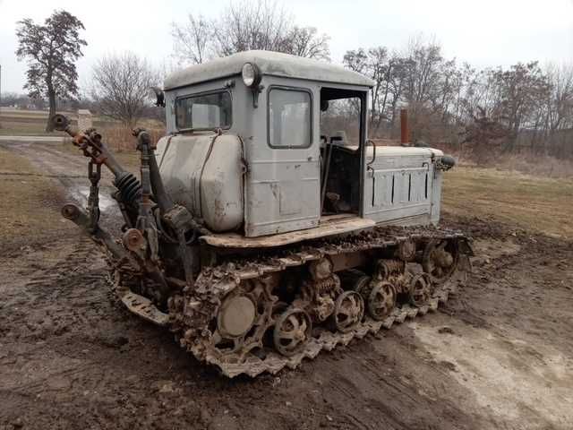 Трактор гусеничний ХТЗ Т-74