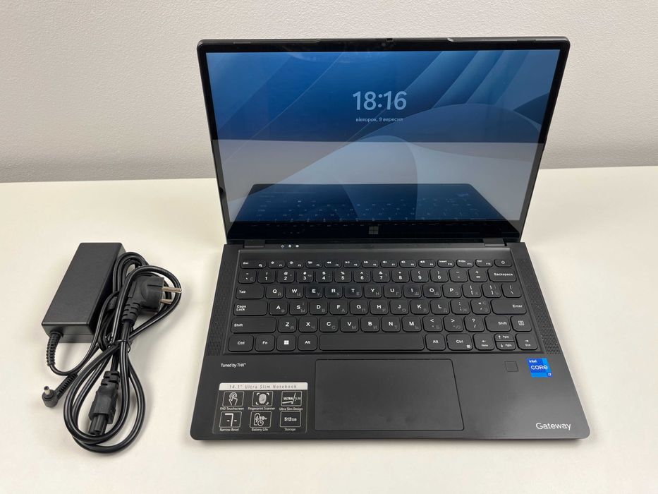 Ноутбук Gateway 14.1 Ultra Slim Touch i7-1255U 8GB Iris Xe 512GB M.2