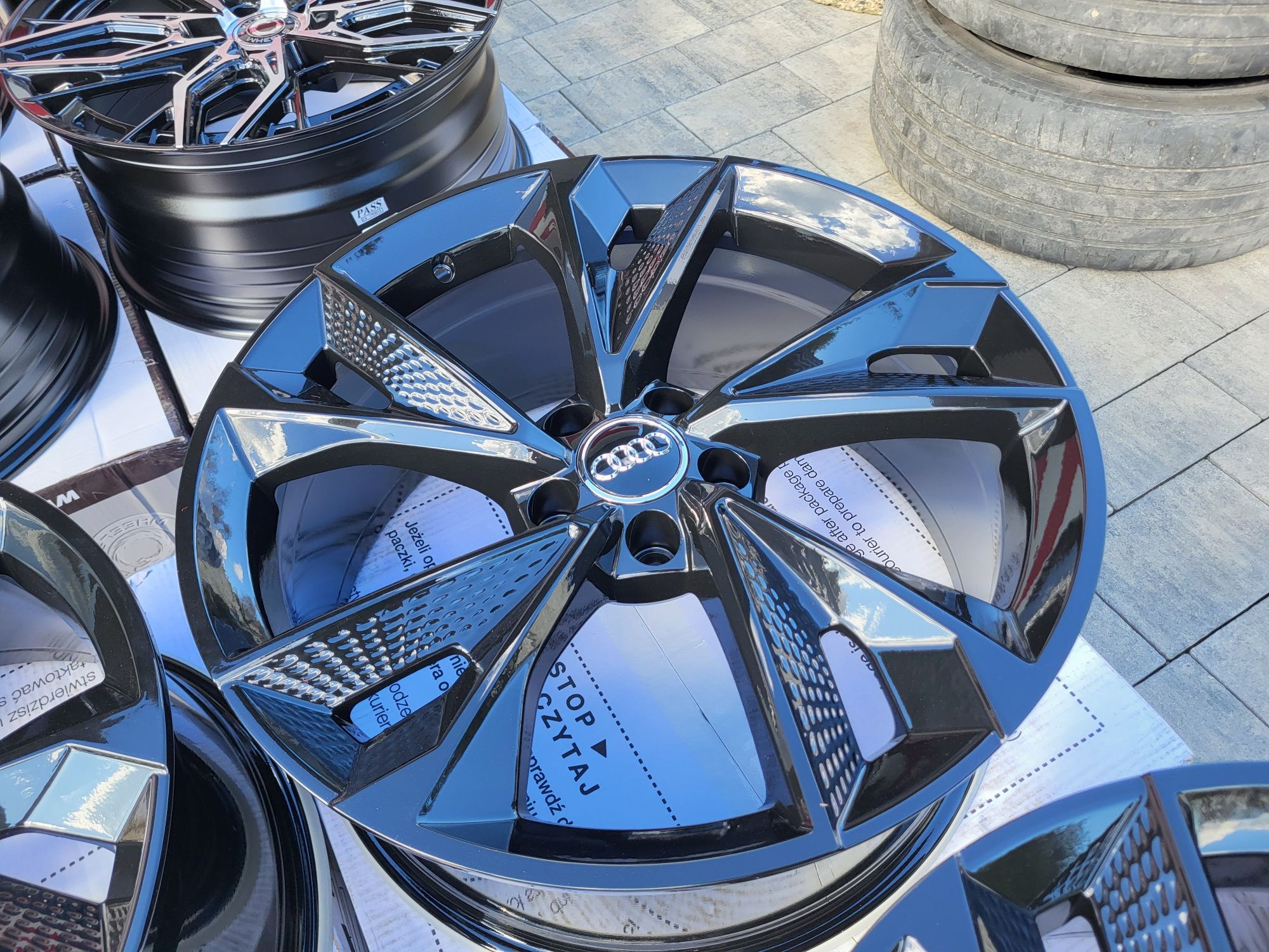 Alufelgi 19" 5x112 ET30 Audi A4 B9 B8 A6 C7 C6 A5 A7 Q5 Q3 RS !