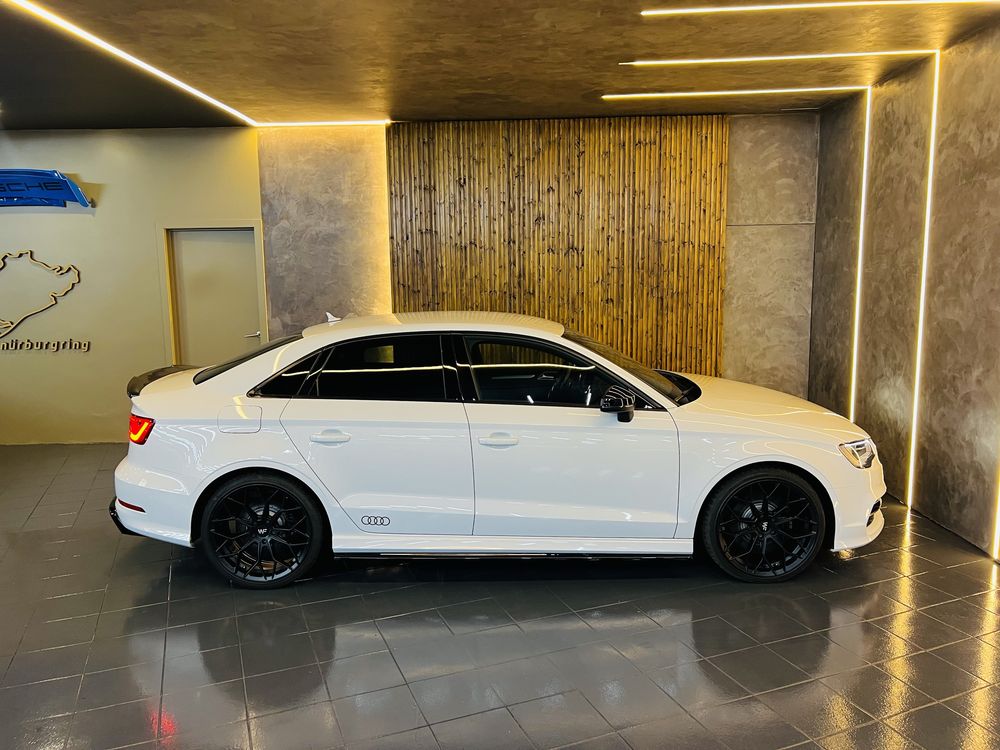 Audi S3 S Tronic 2.0 TFSI quattro 300cv