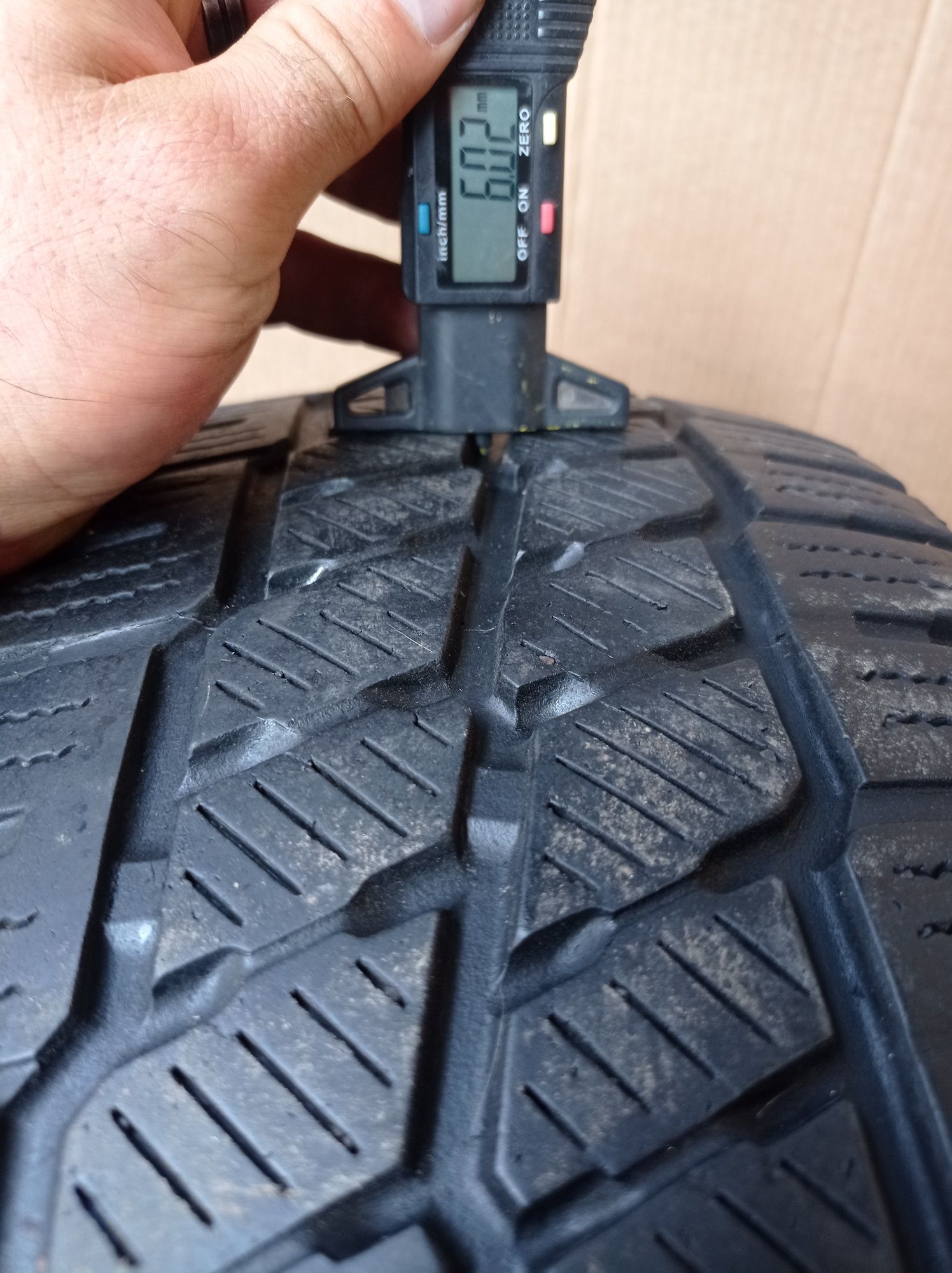 Opona 215/65/16 c goodride sw612
