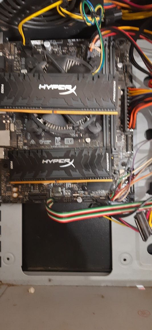 Asus h310m r r2 s1151 v2 i3 8100 ddr4 8gb