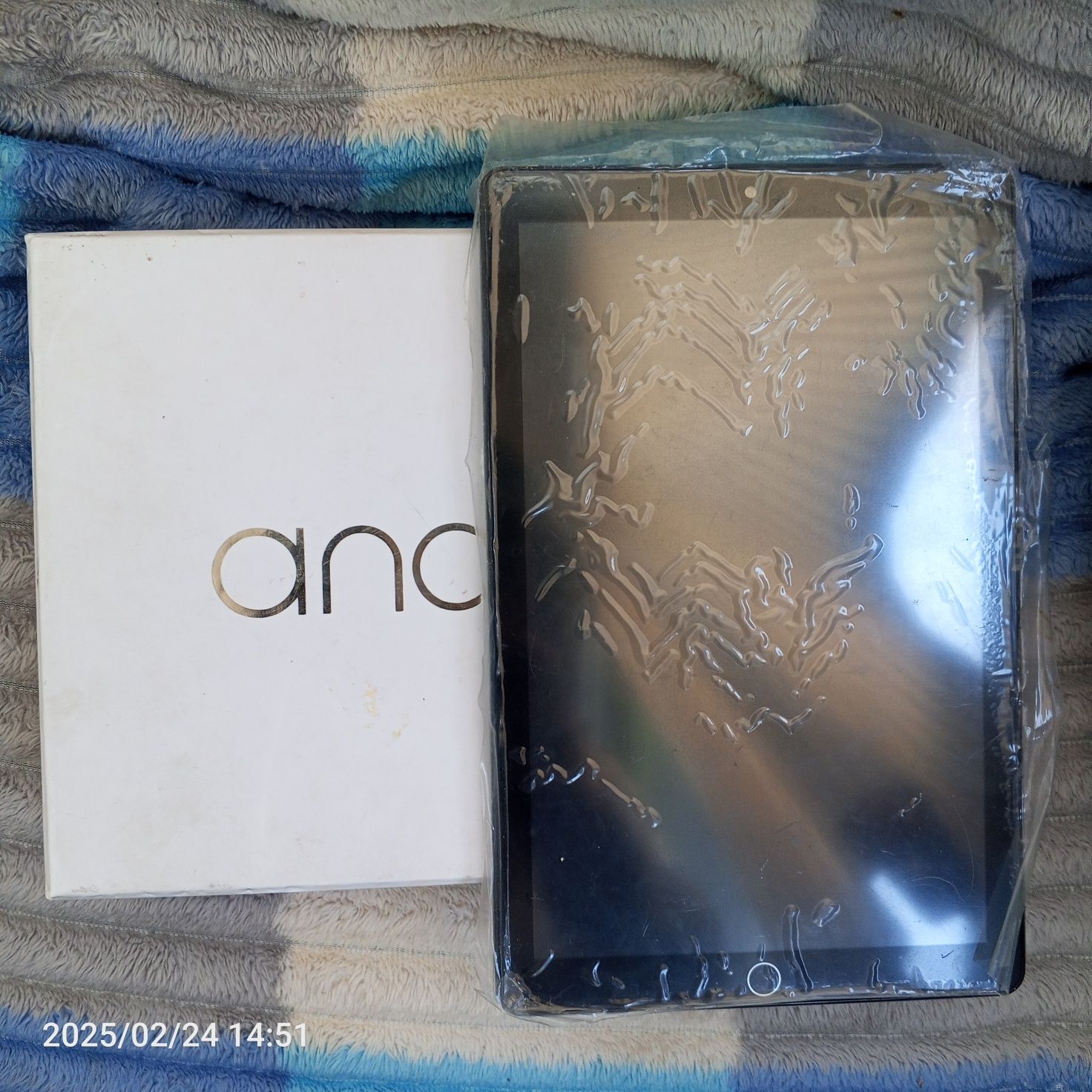 Срочно Продам ! Два планшета   Asus  Android