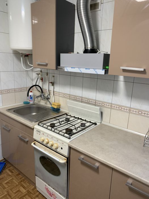 Здам 2-кімн.кв. по вул. Соборна, центр, район площі