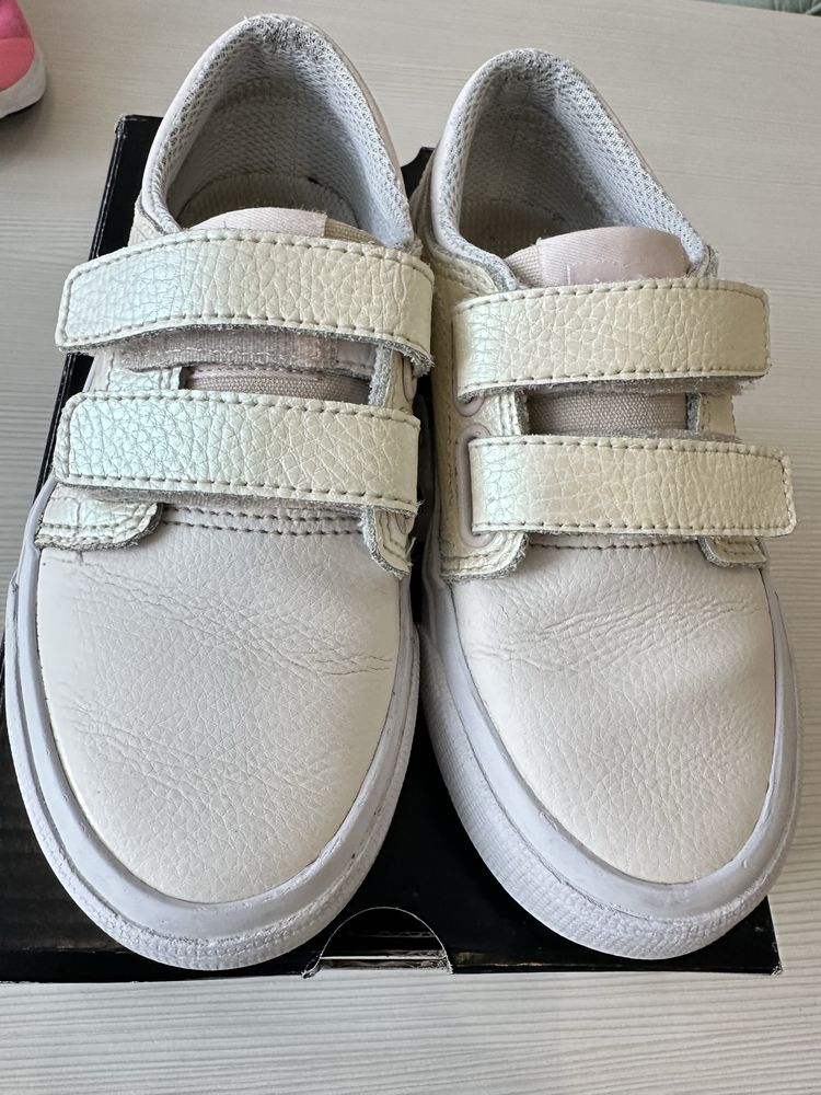 Кроссовки кеды на девочку Nike p. 28