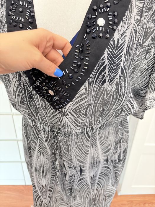 Tunika, narzutka, pareo na strój kąpielowy, sukienka, z koralikami.