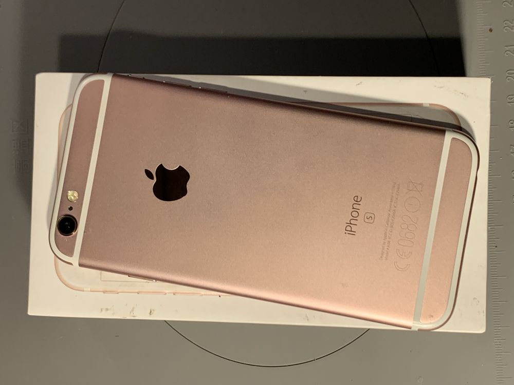 Apple iPhone 6s Rose 16Gb.