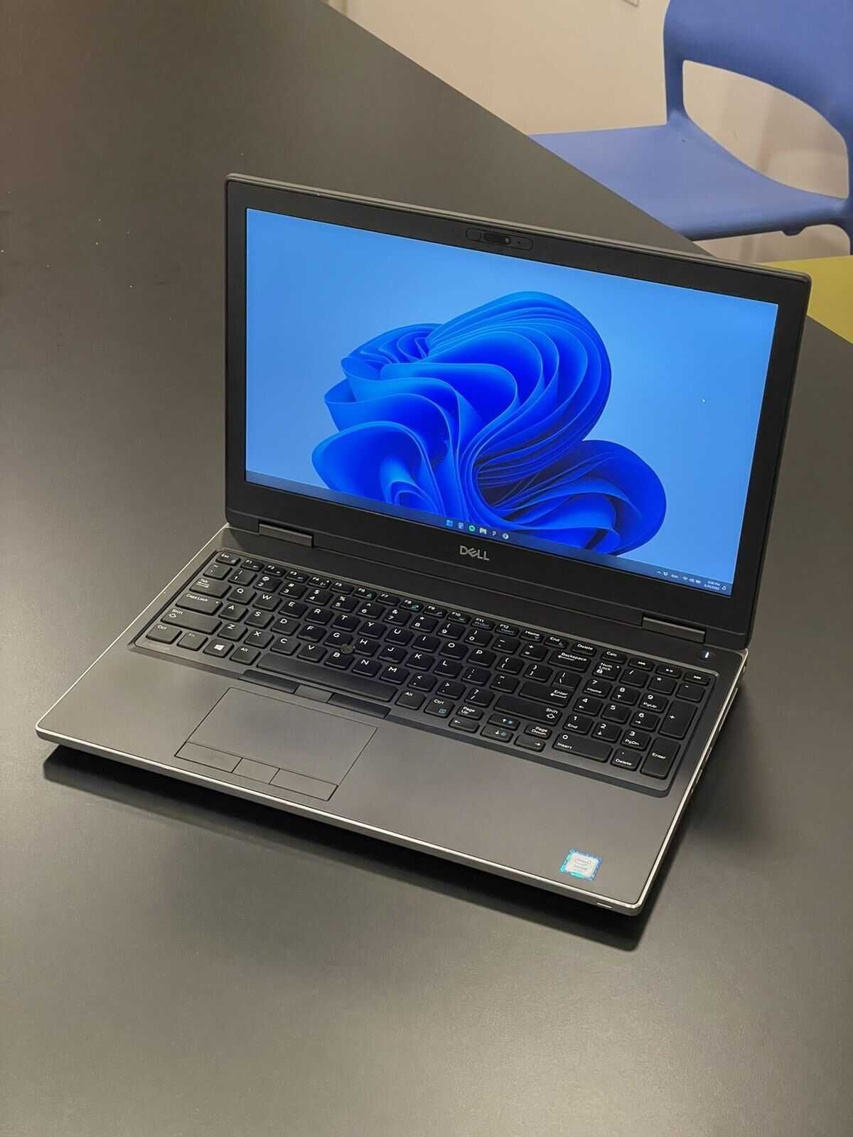 Ноутбук Dell Precision 7540 i7 9850H RAM 128 Gb 512 NVIDIA Quadro T100
