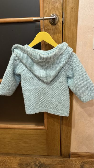 Вʼязана кофтинка на дівчинку 98 розмір
