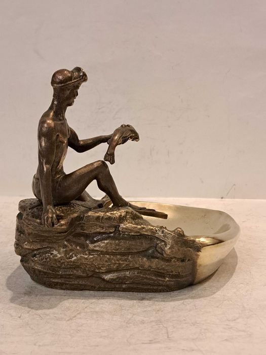 Бронзовая статуэтка Нимор, пепельница - Аквалангист - латунь.