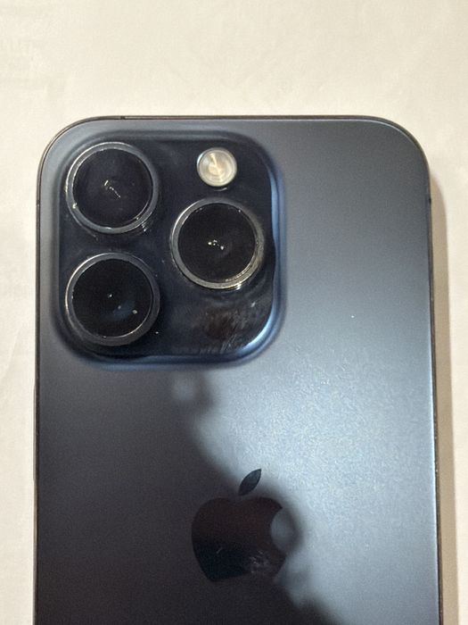 Iphone 15 pro (używane)